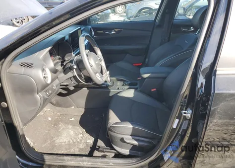 2024 Kia Forte Gt Line z USA, uszkodzony, nr VIN 3KPF54AD8RE810971